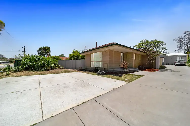 9 Treen Street, Balga WA 6061
