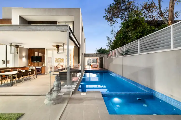 13 Alicia St, Hampton VIC 3188