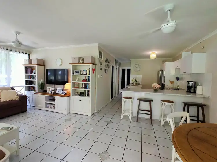Main view of Homely unit listing, 2/20 Seafarer Street, South Mission Beach QLD 4852