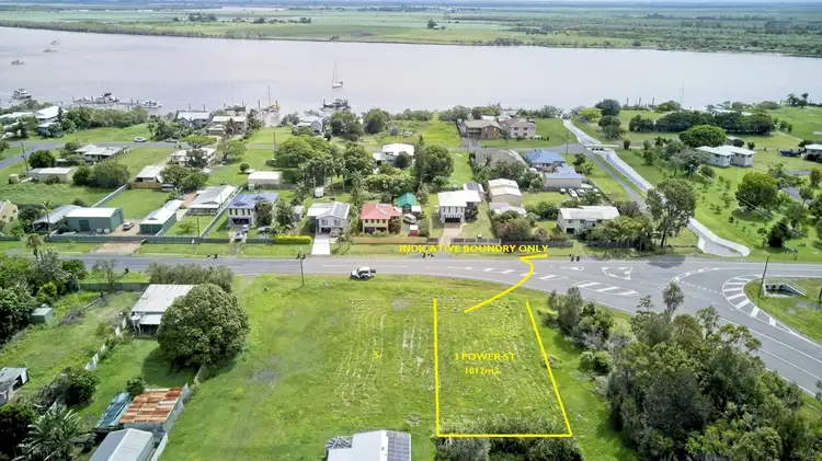 3 Powers St, Burnett Heads QLD 4670