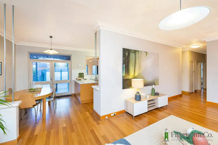 Sixth view of Homely house listing, 23 Holmes Pl, Hilton WA 6163