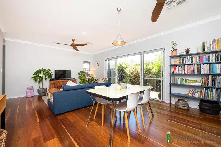 4A Bradbury Rd, Hamilton Hill WA 6163