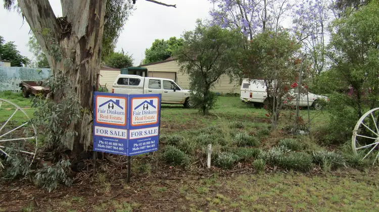 24 Pangee St, Nyngan NSW 2825