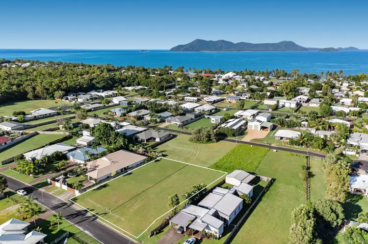 18-20 Mariner Drive, South Mission Beach QLD 4852
