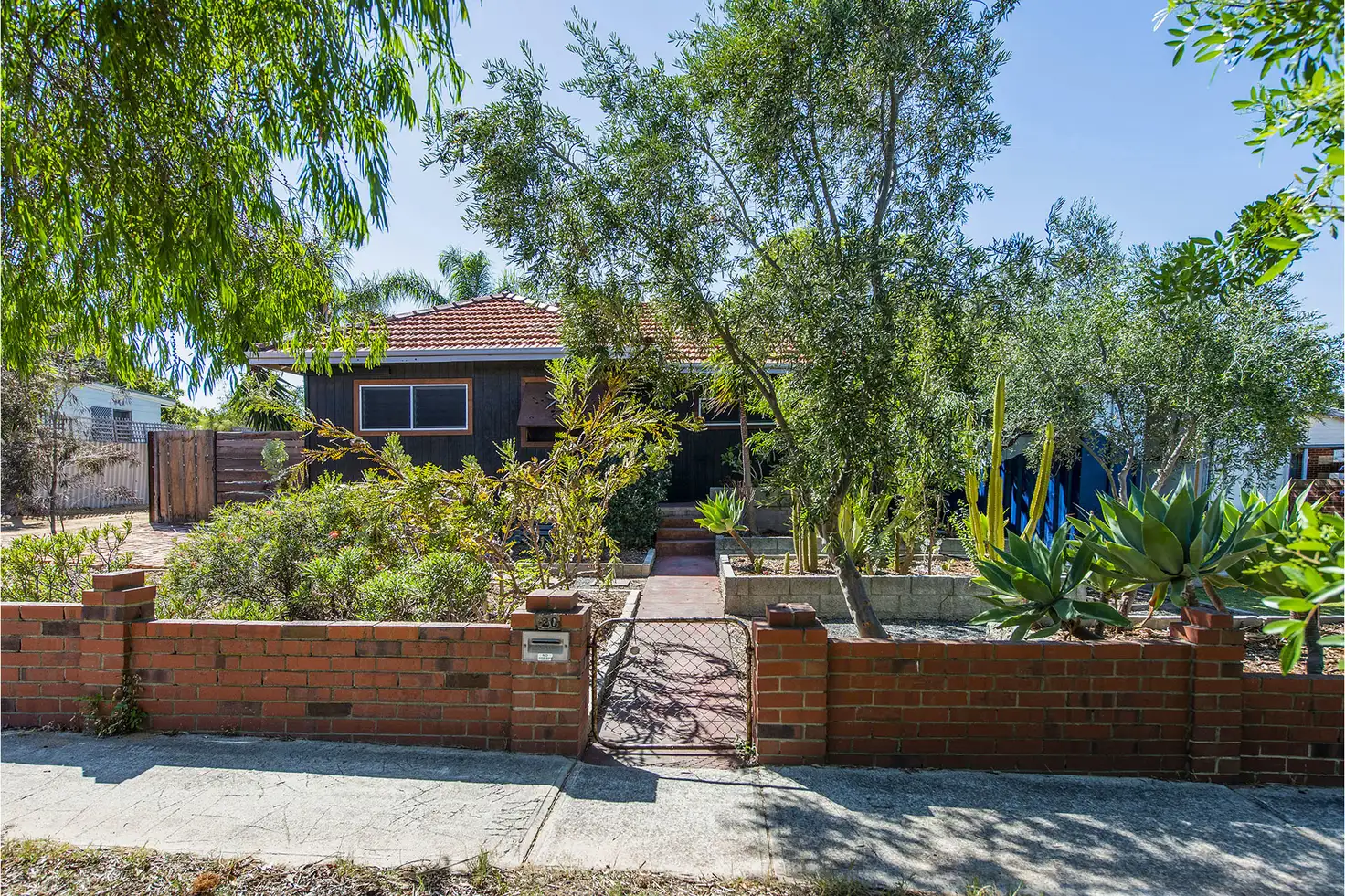 Main view of Homely house listing, 20 Instone St, Hilton WA 6163