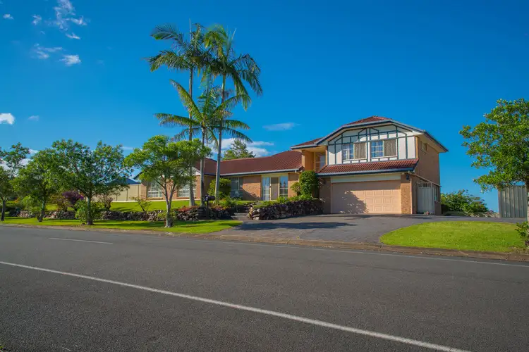 9 Oregon Way, Oxenford QLD 4210