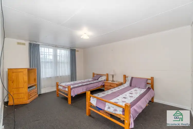Sixth view of Homely house listing, 17 Watsons Rd, Moe VIC 3825