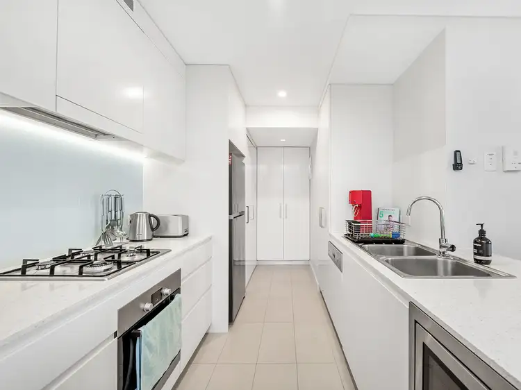 Second view of Homely apartment listing, Unit 2201/25 Anderson St, Kangaroo Point QLD 4169
