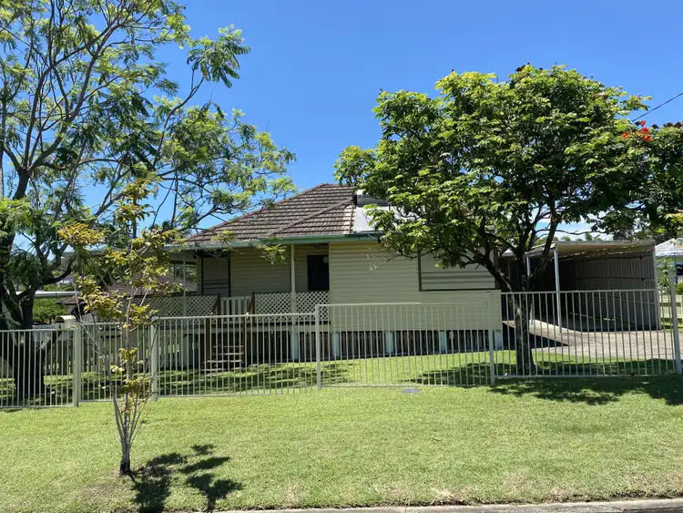 Second view of Homely house listing, 4 Karo St, Inala QLD 4077