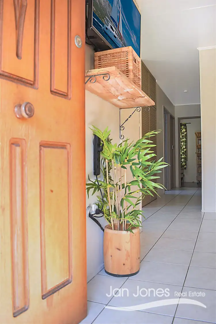 Seventh view of Homely house listing, 18 Kunyam St, Kippa-ring QLD 4021