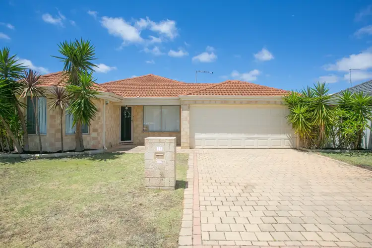 15 Kurnalpi Turn, Wanneroo WA 6065