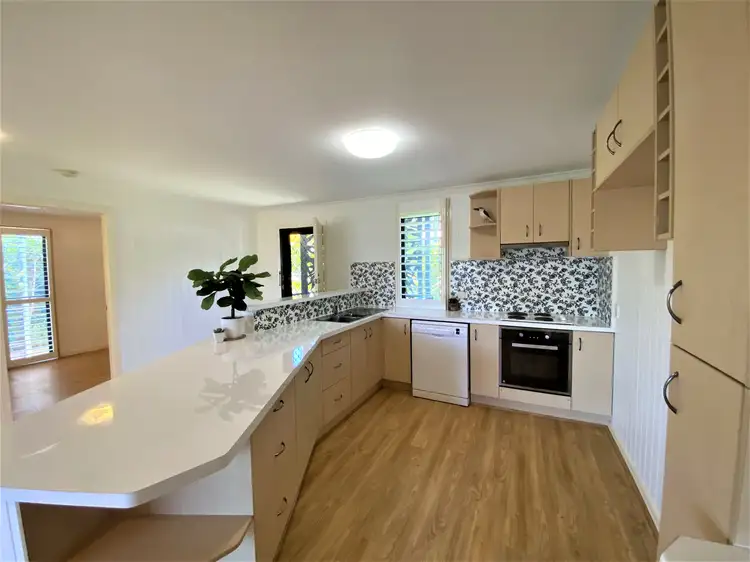 Seventh view of Homely house listing, 8 Ilya St, Macleay Island QLD 4184