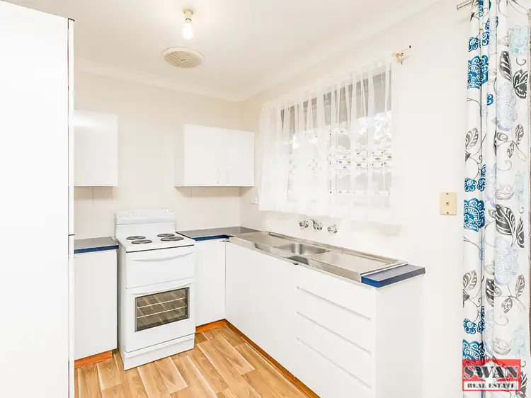 Seventh view of Homely semi-detached listing, 4A Markham Way, Swan View WA 6056