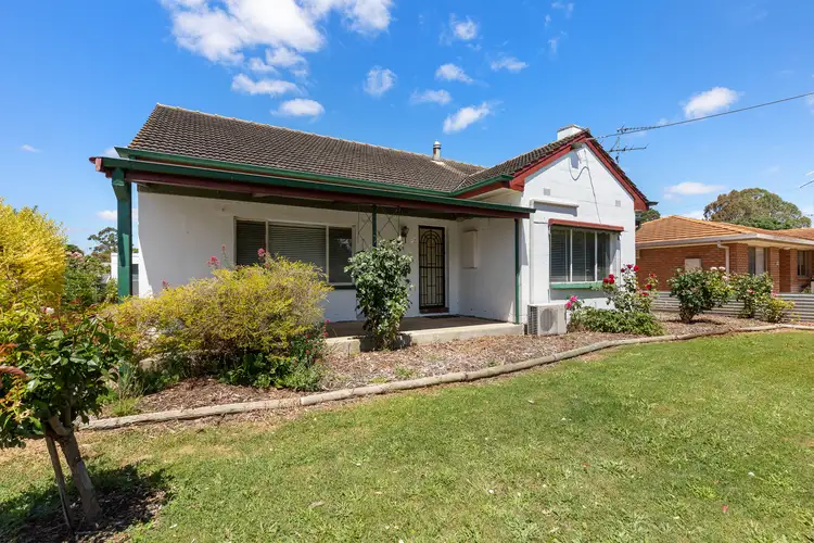 3 Queen St, Penola SA 5277
