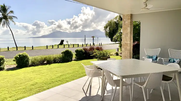 31 Marine Pde, Cardwell QLD 4849