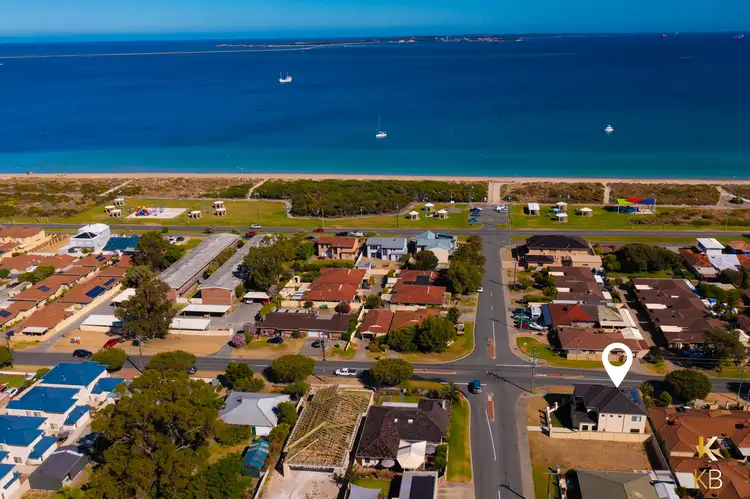 87 Kent St, Rockingham WA 6168