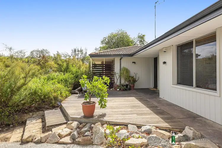 10A Pagneil Ct, Hamilton Hill WA 6163