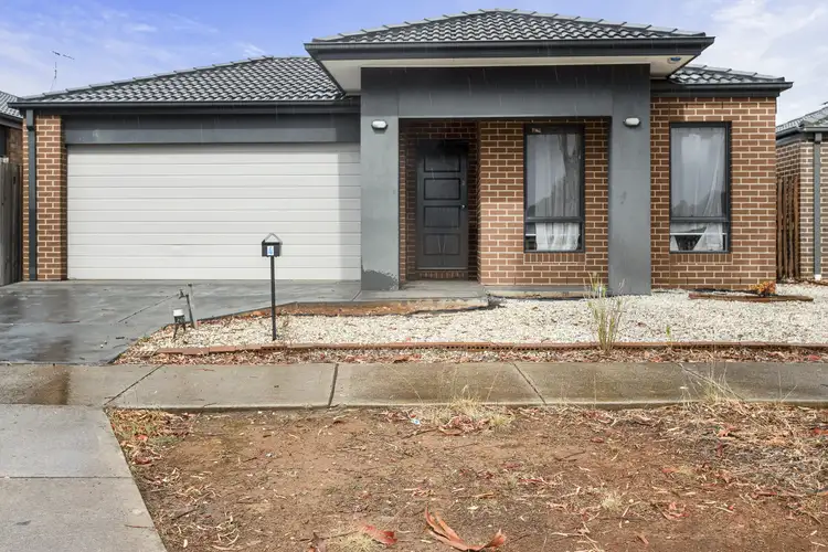 4 Hollybrook Street, Melton South VIC 3338