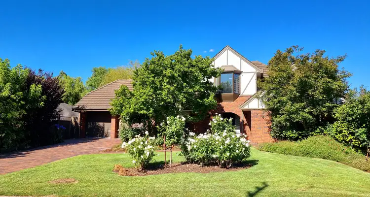 17 Strempel Ave, Hahndorf SA 5245