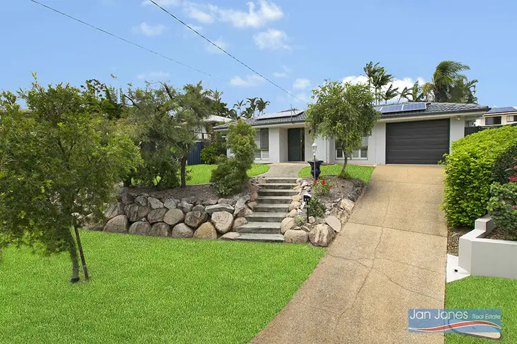 26 Paradise Ct, Clontarf QLD 4019