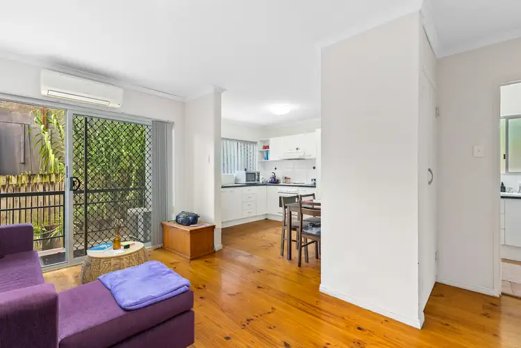 Third view of Homely apartment listing, 4/13 Elfin Street, East Brisbane QLD 4169