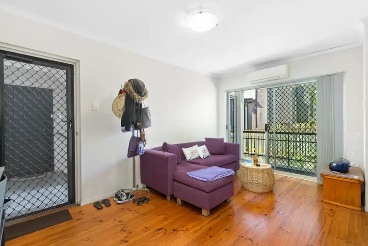 Fourth view of Homely apartment listing, 4/13 Elfin Street, East Brisbane QLD 4169
