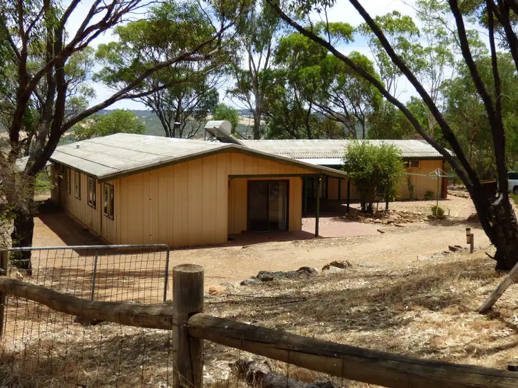 Second view of Homely house listing, 100 Hasson Pl, Coondle WA 6566
