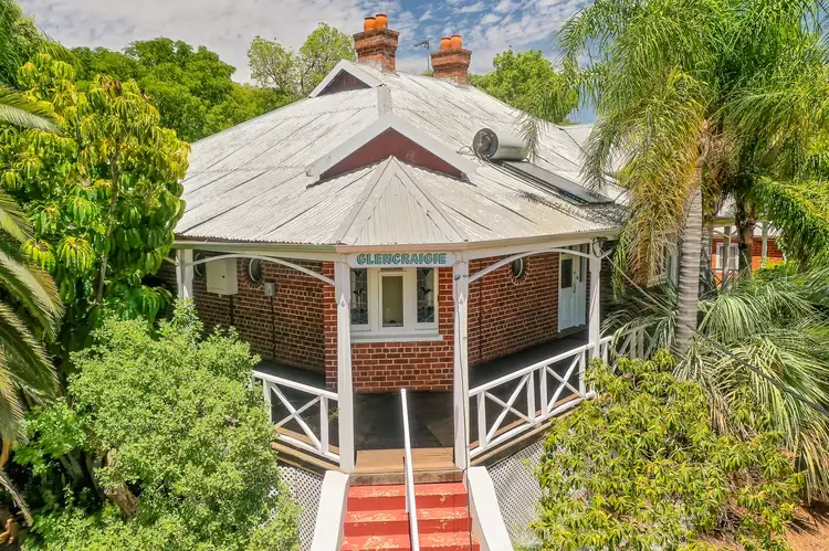 14 Duke St