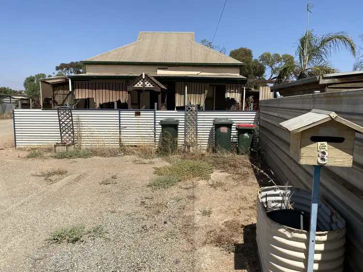 8 Poynton St, Port Pirie SA 5540