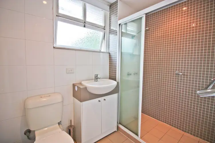 Fifth view of Homely studio listing, 4/88 Isaac St, Spring Hill QLD 4000