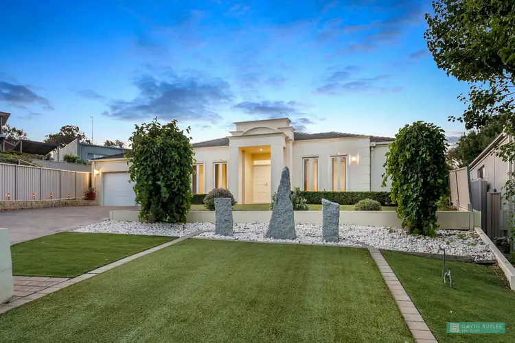 12 Currawong Ct, Kennington VIC 3550