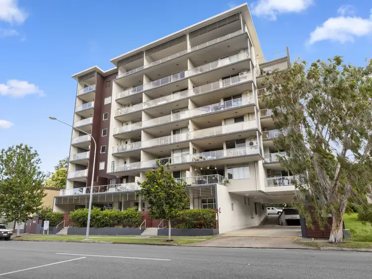 Unit 4/12 Belgrave Rd, Indooroopilly QLD 4068