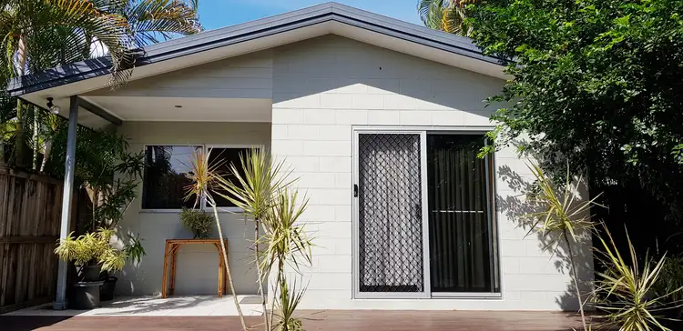 Unit 2/13 Toohey St, Cardwell QLD 4849
