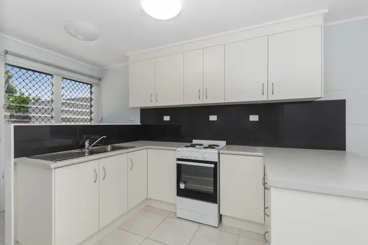 Fourth view of Homely semi-detached listing, 9 Bent St, Mundingburra QLD 4812