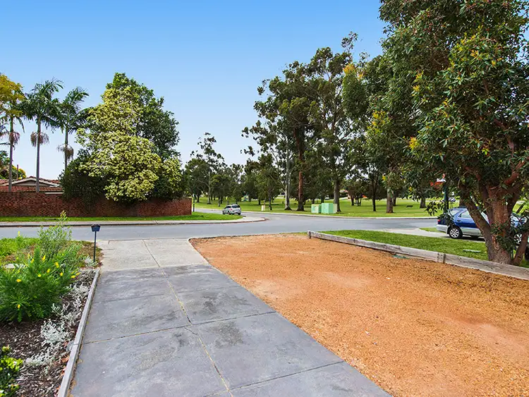 Fourth view of Homely semi-detached listing, 25 Davenport Road, Booragoon WA 6154