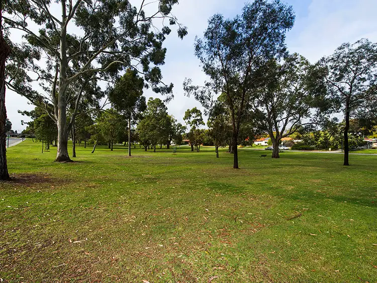 Fifth view of Homely semi-detached listing, 25 Davenport Road, Booragoon WA 6154
