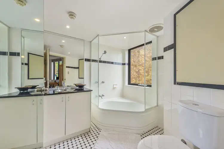 Fourth view of Homely apartment listing, Unit 309/6-8 Ward Ave, Elizabeth Bay NSW 2011