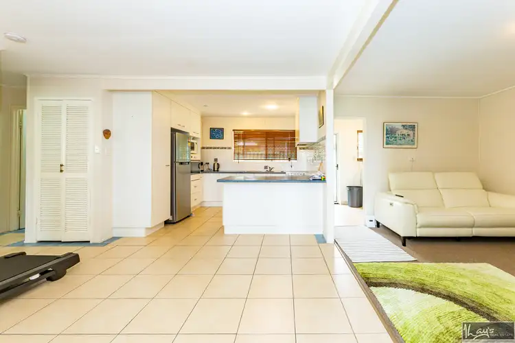 Main view of Homely unit listing, Unit 2/42 Zunker St, Burnett Heads QLD 4670