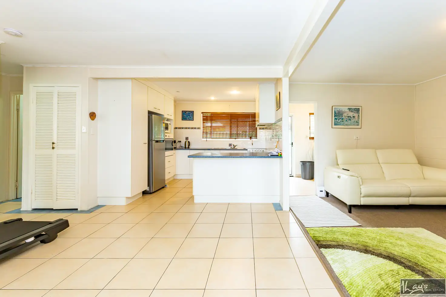 Main view of Homely unit listing, Unit 2/42 Zunker St, Burnett Heads QLD 4670