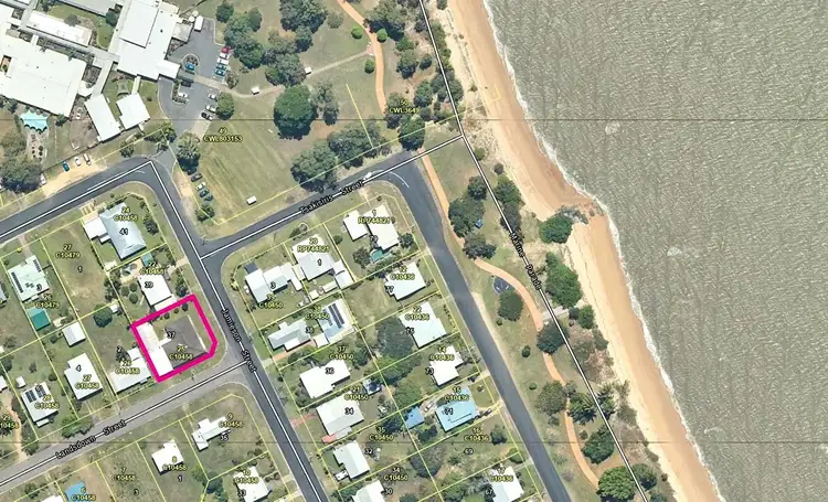 37 Jamieson St, Cardwell QLD 4849