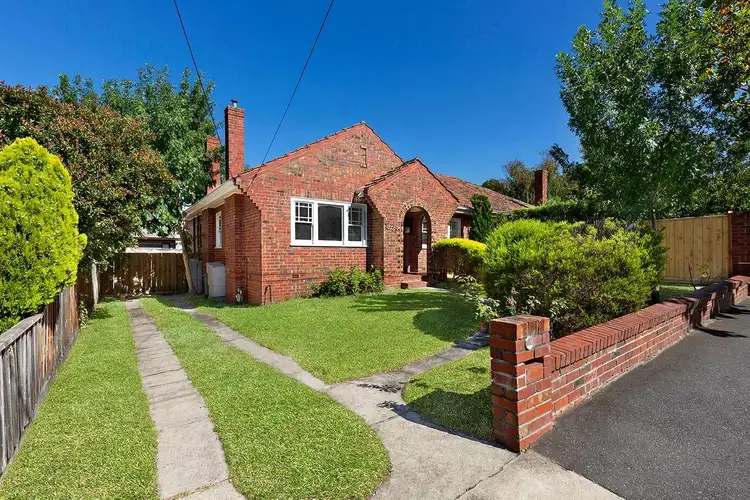 815 Hampton St, Brighton VIC 3186