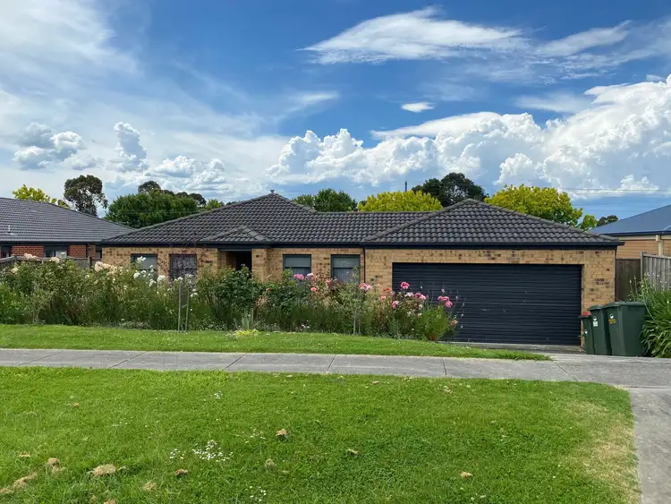 Main view of Homely house listing, 15 Poplar Cl, Trafalgar VIC 3824