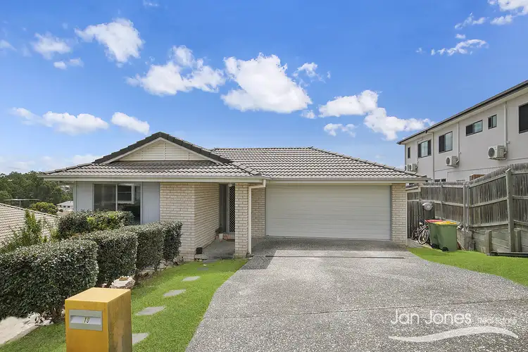 10 Aristotle Ave, Augustine Heights QLD 4300