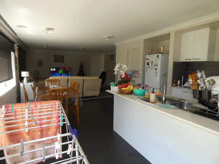 Fourth view of Homely house listing, 91B Gatehouse Dr, Eastwood VIC 3875