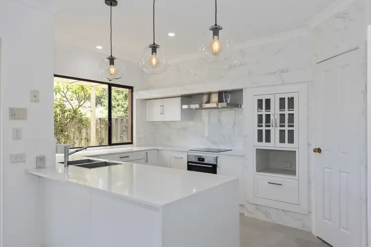 105 Calais Rd, Wembley Downs WA 6019