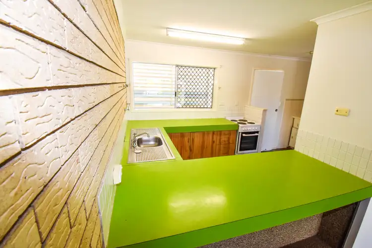 Sixth view of Homely unit listing, Unit 2/303 J Hickey Ave, Clinton QLD 4680
