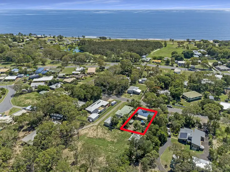 26 Lagoon Drive, Moore Park Beach QLD 4670