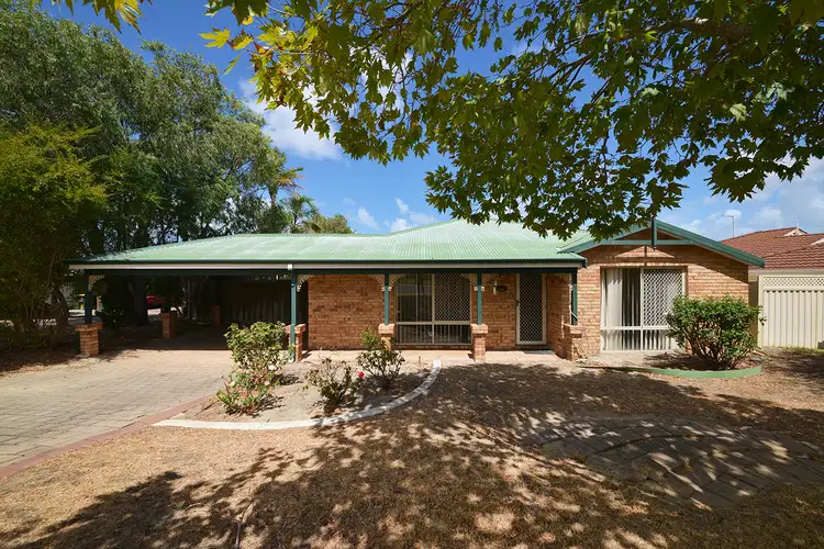 61 Mallina Cct, Carramar WA 6031