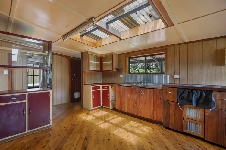 Fifth view of Homely house listing, 6 Emmaus Ct, Rosenthal Heights QLD 4370