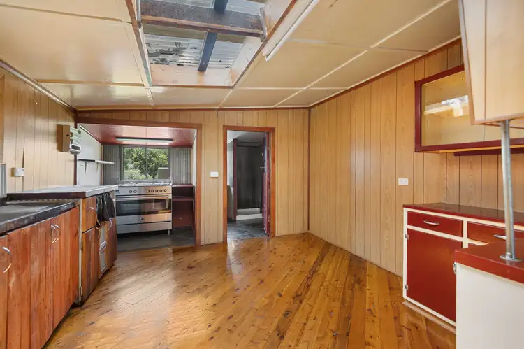 Sixth view of Homely house listing, 6 Emmaus Ct, Rosenthal Heights QLD 4370